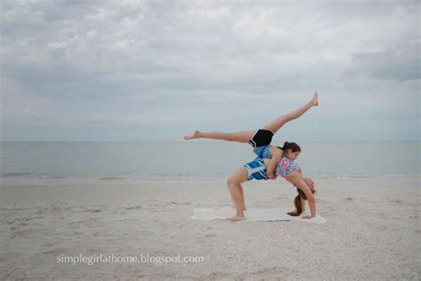Cool infinity yoga pose for two people. 31 best images about 2 person gymnastics Poses on Pinterest | Yoga poses, Cheer and Best friends