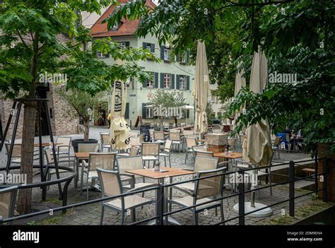 Empty Seats In A Garden Bar Stock Photo Alamy