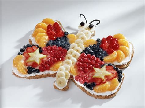 Einen schmetterlings kindergeburtstag in jeder jahreszeit feiern! Schmetterlings-Kuchen | Rezept | Schmetterling kuchen ...