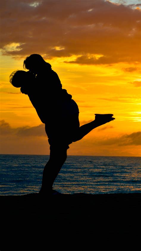 Couple Romantic Kiss Sea Sunset Silhouette 4k Ultra Hd
