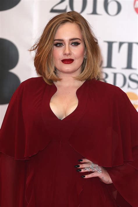 Adele Cements Her Role As Celebrity Everywoman With Two Makeup Free