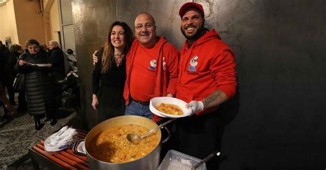 We did not find results for: Napoli. La pasta, patate e provola diventa arte ...