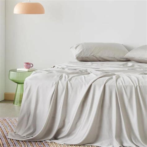 How To Choose The Best Bed Sheets From Materials To Thread Counts Heres Everything You Need