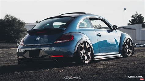 Lowered Volkswagen New Beetle Back