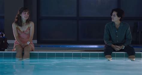 Cole Sprouse Debuts First ‘five Feet Apart Trailer Watch Now Cole