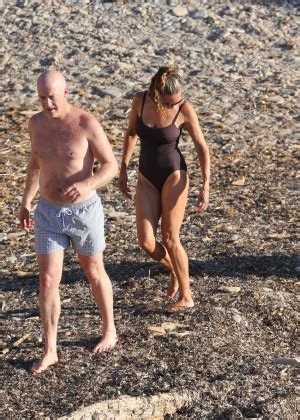 Sarah Jessica Parker Wearing Swimsuit In Ibiza Gotceleb
