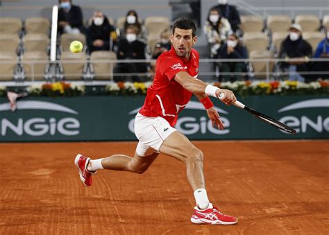 El español y el argentino se verán las caras en la philippe chatrier para conseguir la segunda plaza de la final en el último grand slam de la temporada. Djokovic se deshace de Tsitsipas con dudas para amenazar el trono de Nadal en la final de Roland ...