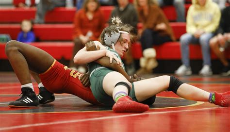 Fshs Madyson Gray Enters 1st Girls Wrestling State Tourney As Favorite