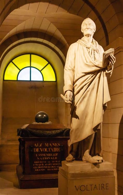 Voltaire S Tomb And Statue In The Crypt Of The Pantheon In Paris Stock