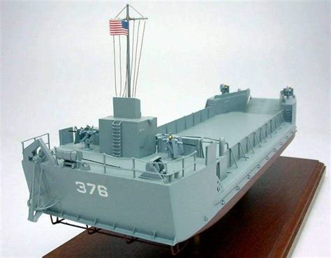 Lct Mk 5 Amphibious Ship 196 Scale Mahogany Ship Model