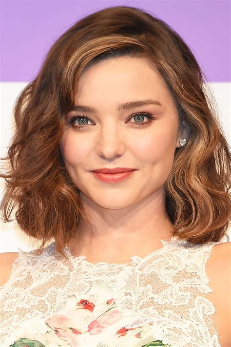 17 Flattering Short Haircuts For Round Faces Short Hairstyle Ideas