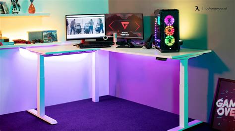 Best Gaming Desks For Multiple Monitors In 2023