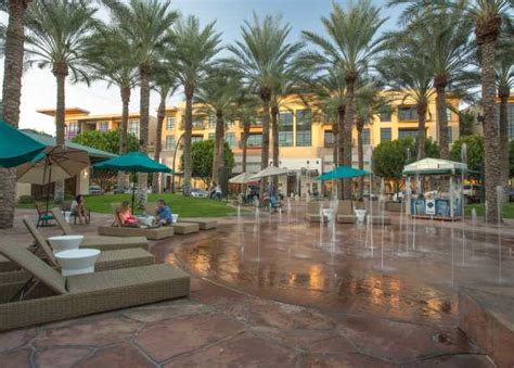 Phoenix Malls And Shopping Centers Things To Do In Phoenix