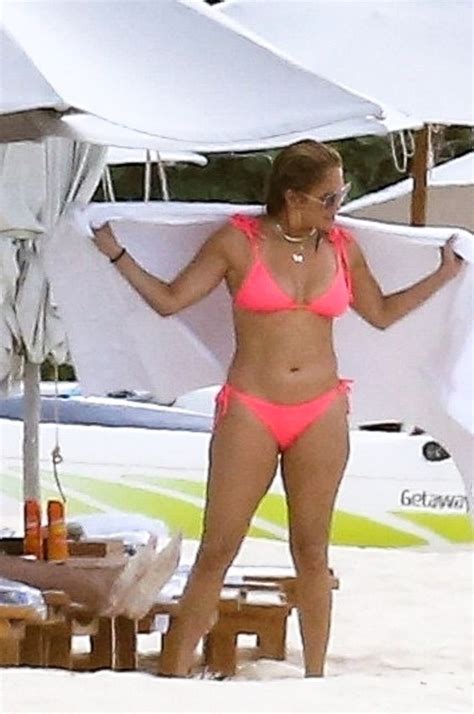 Actress Jennifer Lopez Puts Killer Curves On Display In A Pink Bikini