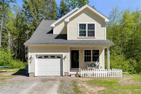 39 Branch Rd Weare Nh 03281 Mls 4953433 Coldwell Banker
