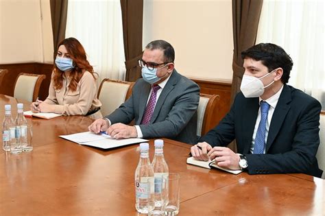 Tigran Khachatryan Received Delegation Of European Bank For