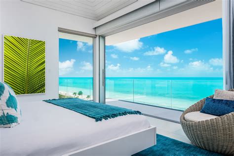 Top 23 breathtaking luxury villas design ideas in the world. Luxurious 5-Bedroom Villa in Turks and Caicos, Caribbean | Modern Villas