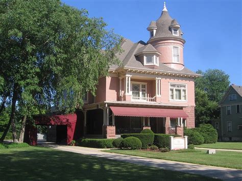 Pink Funeral Home Victorian Homes Victorian