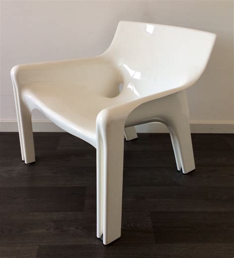 Vendo in blocco si preferisce la consegna a mano. Artemide Vicario chair by Vico Magistretti, 1970's | #110251