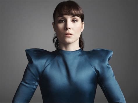 Prometheus Movie Noomi Rapace Movies Wallpaper Coolwallpapers Me