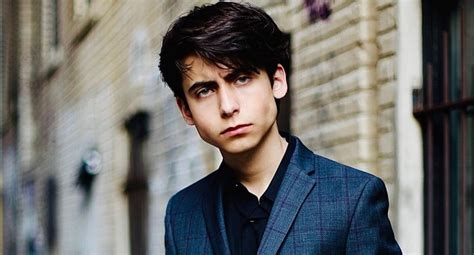 Here's what the aidan gallagher aidan gallagher has said creppy messages to girls, tried to dox people, slander people because they can't afford a vegan/organic lifestyle, faked. 10 Facts About Aidan Gallagher - "Number 5" From The ...