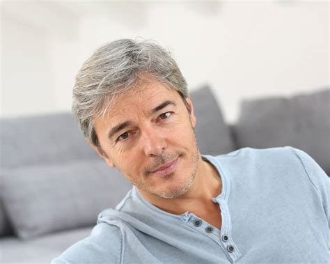 Aggregate More Than 91 Grey Hair Hairstyles Men Best In Eteachers