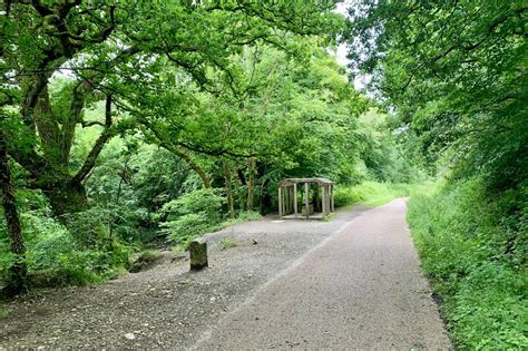 For a full day out you can continue to padstow on the busier part of the trail but with stunning views of the camel. Bodmin to Dunmere - Free Maps of Cornwall