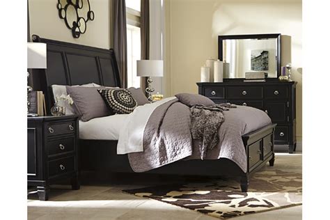 If your priority is storage, be sure to look at master bedroom sets that include bed storage with. Greensburg 5-Piece Queen Master Bedroom with Storage ...