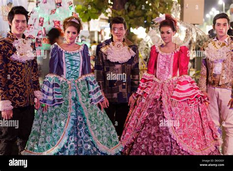 Thai people in medieval clothes posing in Thapae gate square for new Stock Photo: 55892619 - Alamy
