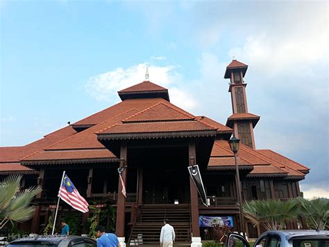 Masjid Kayu Seberang Jertih Ulul Albab