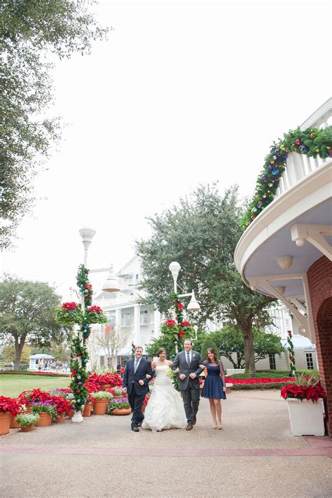 Maybe you would like to learn more about one of these? Walt Disney World wedding pictures at the Boardwalk venue ...