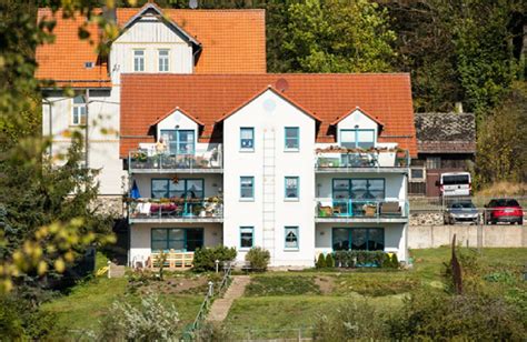 Fußläufig können sie die altstadt bequem in nur 5. Schöne 3 Raum Wohnung in Stiege mit Seeblick - Harz Immobilien