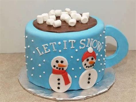 Kids' birthday cakes can run the gamut from simple to sensational. Very Cute Winter-Inspired Cakes | Christmas cake decorations, Christmas cake designs, Cocoa cake