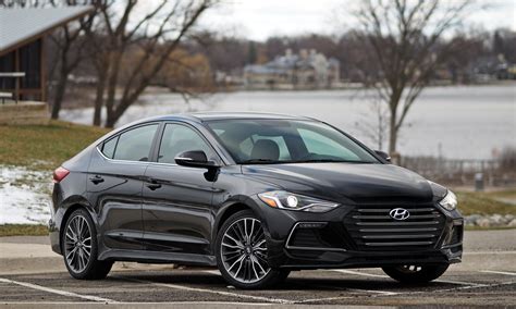 Phantom black new 2020 hyundai elantra available in fresno, california at lithia hyundai of fresno. 2017 Hyundai Elantra Pros and Cons at TrueDelta: 2017 ...