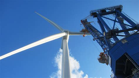 Final Turbine Installed As Worlds Largest Offshore Wind Farm Nears