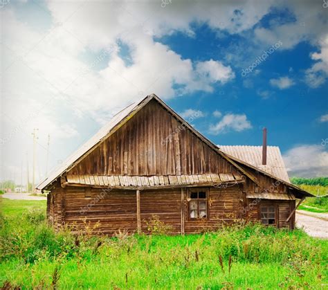 Vintage Wooden House — Stock Photo © Vkraskouski 6421174