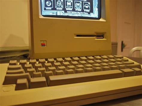 Macintosh 1984 Original Macintosh 128k 1984 Upgraded To 5 By