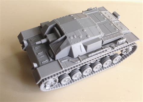 Sturmgeschutz Iii Austb Snap Kit Plastic Model Tank