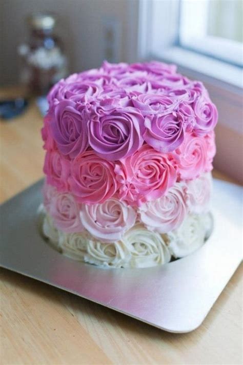 Cake and flowers for birthday. DIY Birthday Cakes For Little Girls