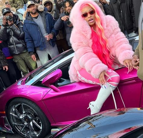 Nicki Minaj Goes All Pink In A Wrapped Lamborghini Aventador Svj Roadster Autoevolution