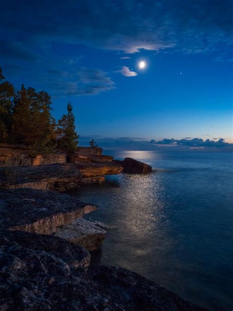8 Tips for Moonlit Landscape Photography - creative island photography