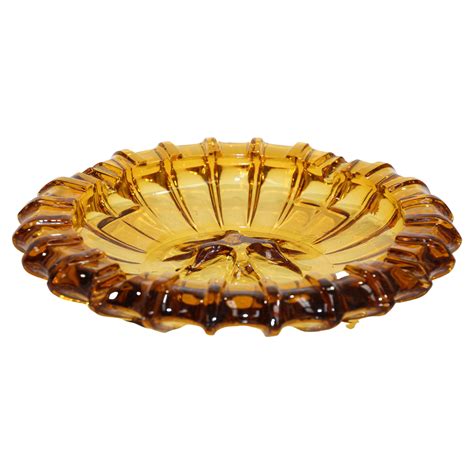 Art And Collectibles Tobacciana A Round Light Amber Glass Ashtray See Description Collectibles