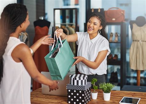 4 Key Elements to Keeping Your Customers Happy | Worklogic HR