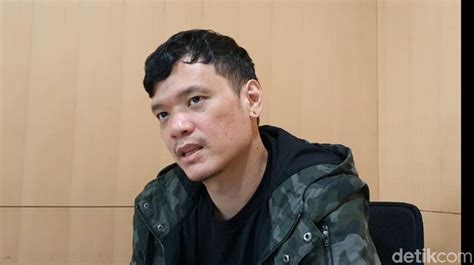 Explore tweets of timo tjahjanto @timobros on twitter. Timo Tjahjanto 'Bersenang-senang' dengan Darah dan Iblis