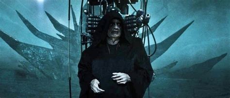 In What Ways Is Darth Vader More Powerful Than Emperor Palpatine In