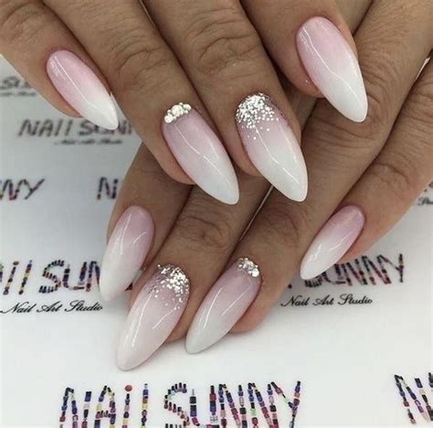 Almond Shape French Ombre With Sparkle Blacknail Paznokcie Ślubny