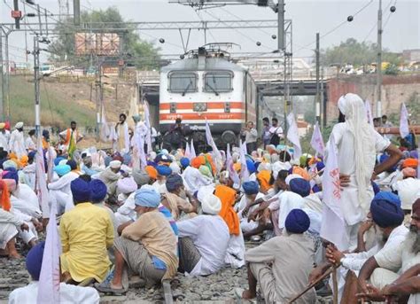rail track blocked for 2nd successive day in gurdaspur commuters irked the tribune india