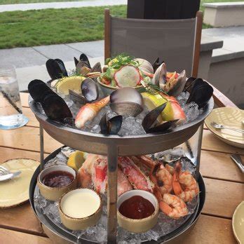 Oceana coastal kitchen is the vibrant, signature restaurant inside the catamaran resort hotel and spa on san diego's mission bay. Oceana Coastal Kitchen - 375 Photos & 266 Reviews - Sushi ...