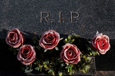 100 Rest in Peace Messages and Touching RIP Quotes : Current School News