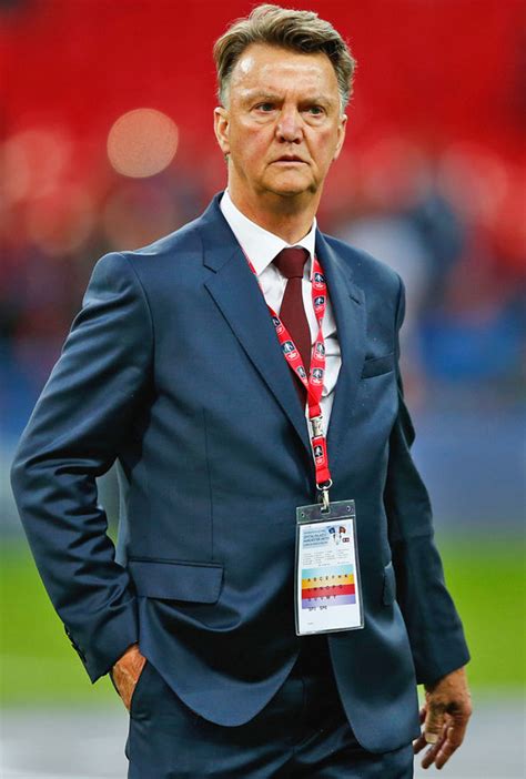 Born 8 august 1951) is a dutch football manager and former player, who is the current head coach of the netherlands national team. Manchester United News: Fonte boost, Van Gaal needed more ...
